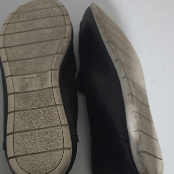 FRYE Black Leather Loafers - Picture 7 of 8